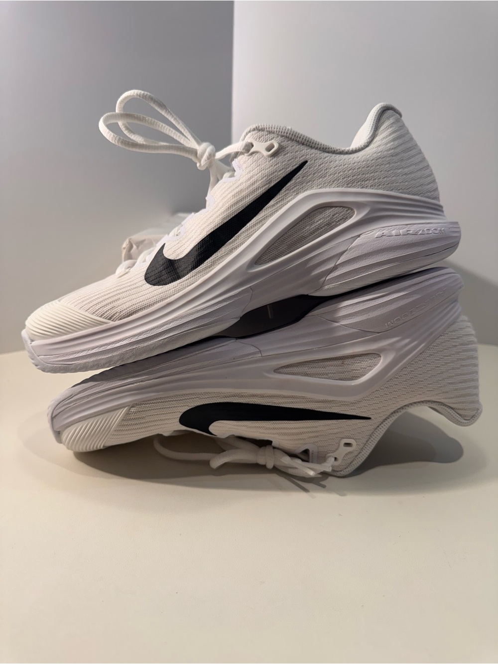 Nike Vapor 12 Women’s Hard-Court Tennis Shoes s8 new/return pair